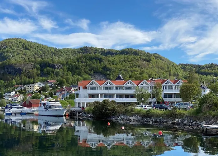 Sunde Fjord Hotel, Free And Easy Parking Solavagen